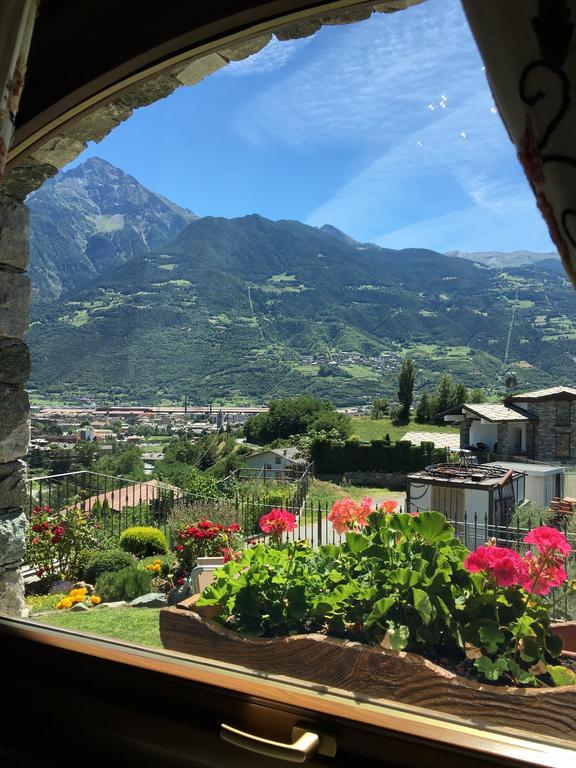 Appartamento Fleur Des Neiges Aosta Exterior foto