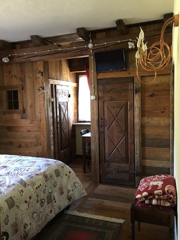 Appartamento Fleur Des Neiges Aosta Exterior foto